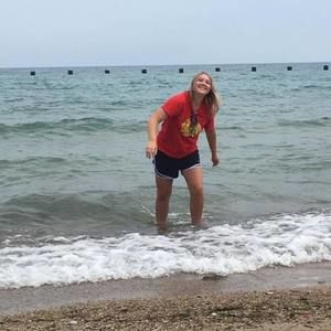 Meet your Posher, Katie